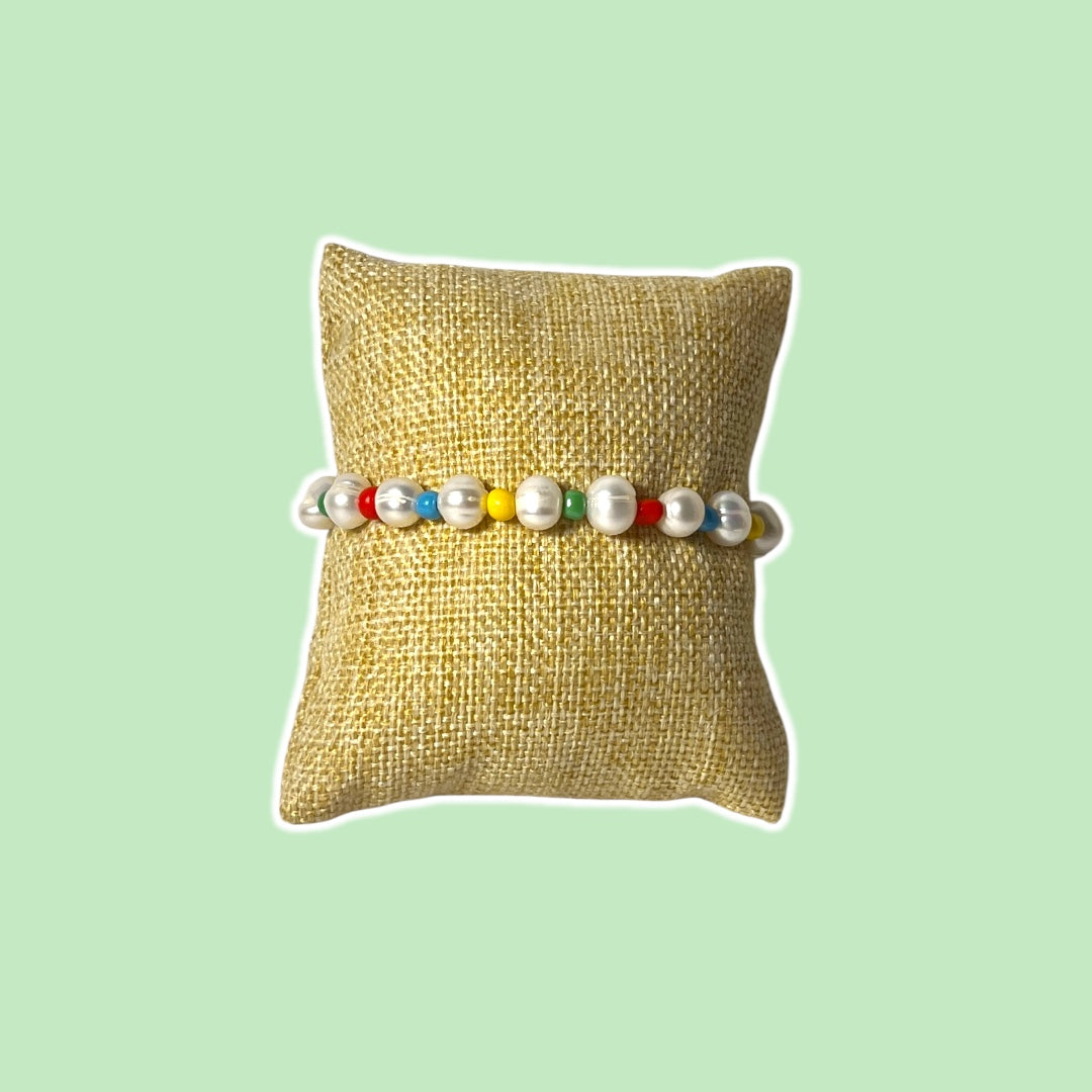 Colorful pearl bracelet