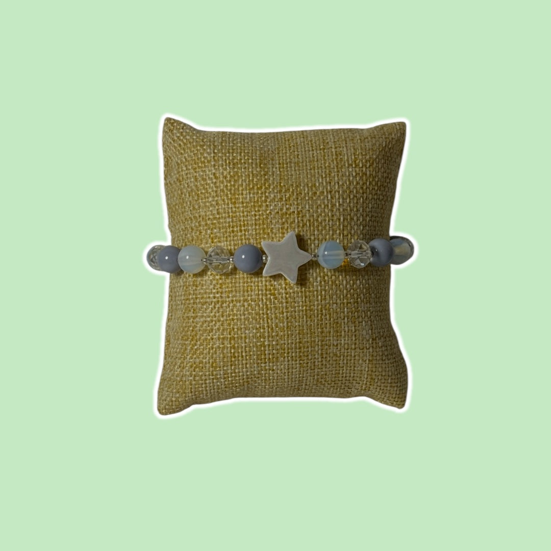 Little shooting star bracelet